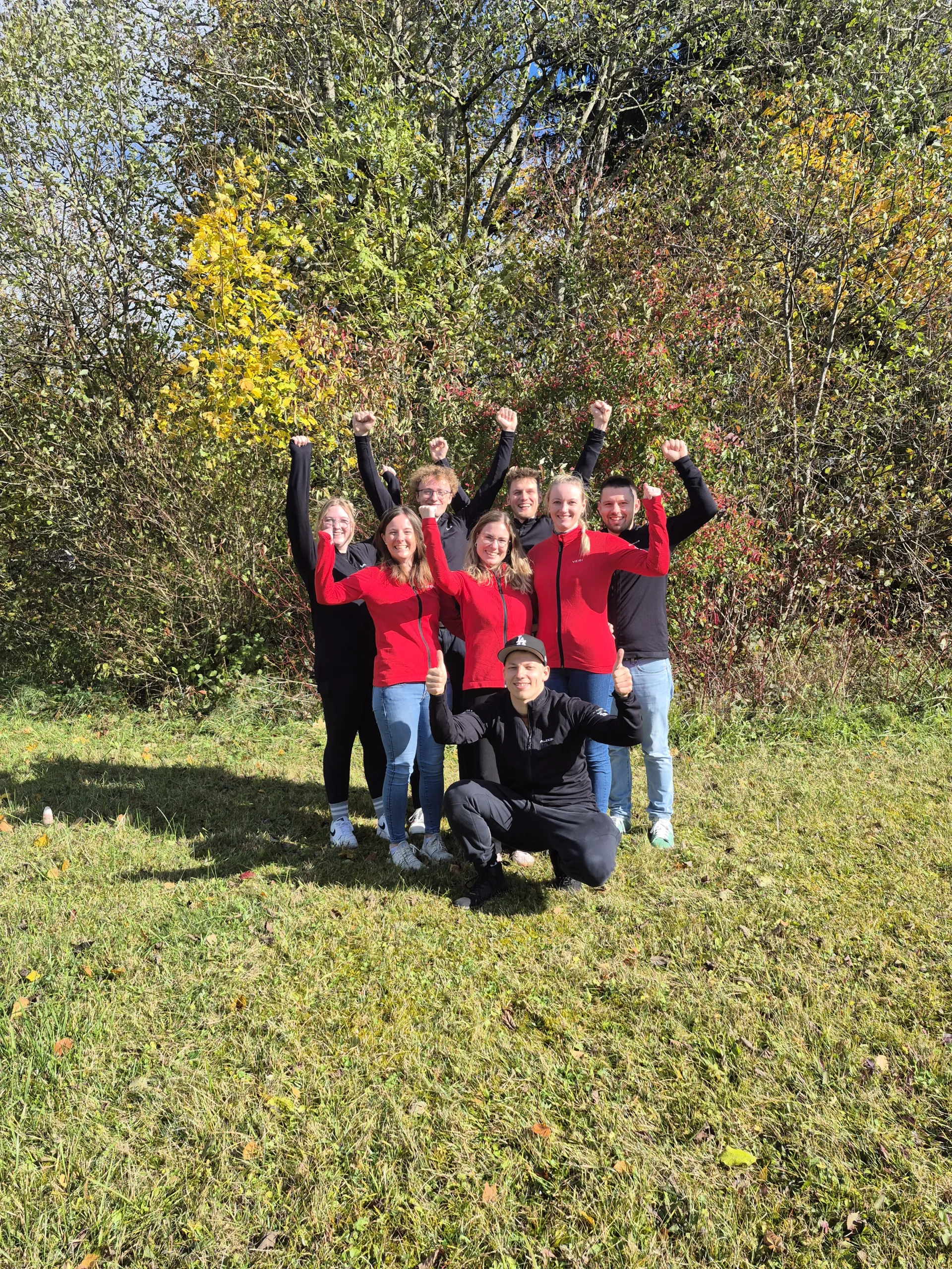 1. Mannschaft des SV Fenken Mannschaftsfoto der 1. Mannschaft des SV Fenken im Grünen
